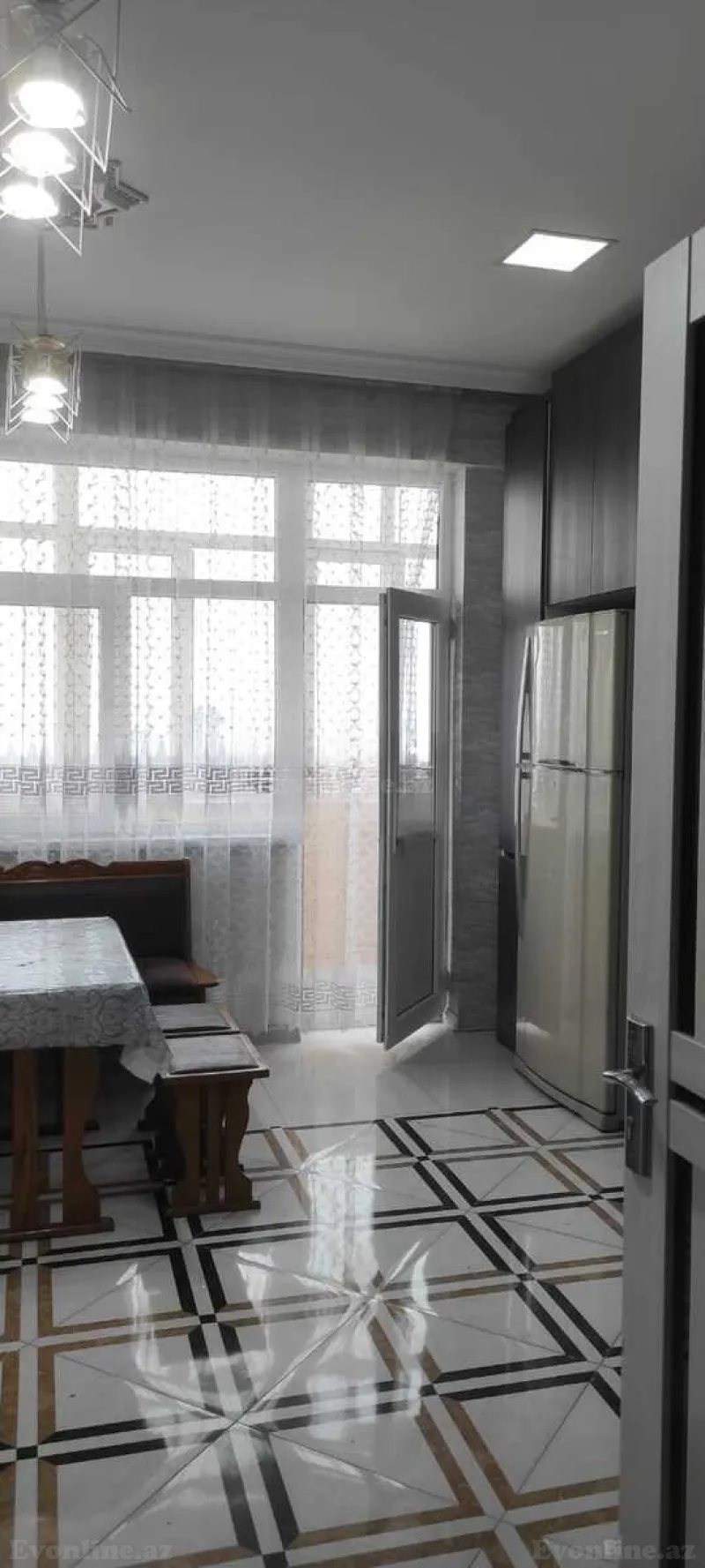 Satılır 4 otaqlı Mənzil Yeni tikili 183 m² Elmlər Akademiyası m. - şəkil 19