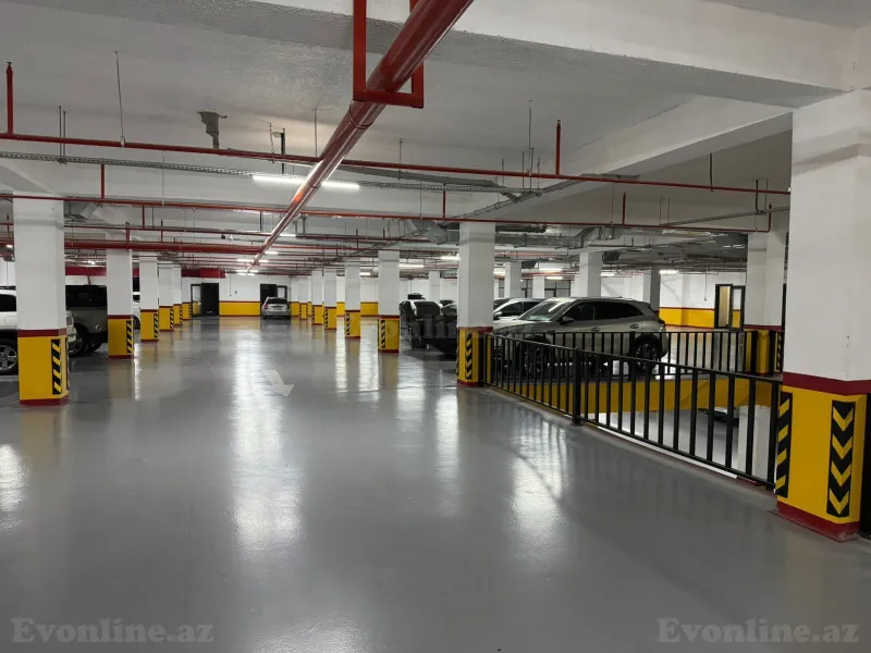 Kirayə verilir 3 otaqlı Mənzil Yeni tikili 140 m² 28 May m. - şəkil 24