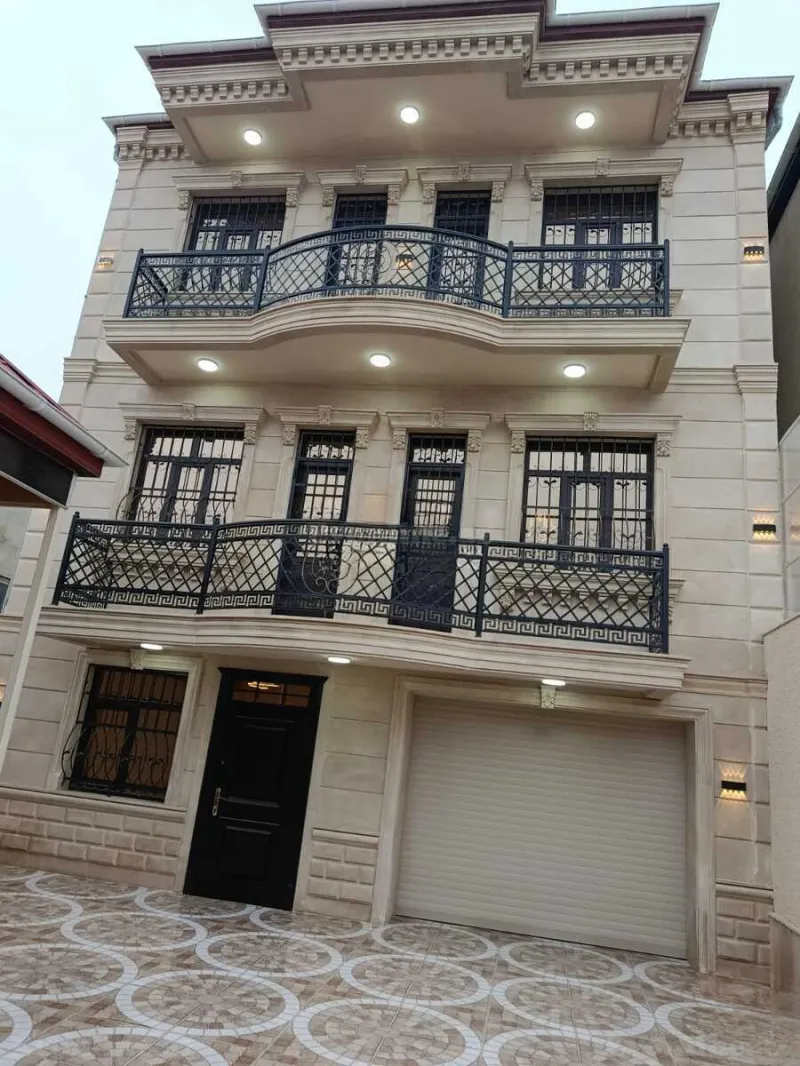 6 otaqlı Həyət evi 330 m² Bakıxanov Satılır