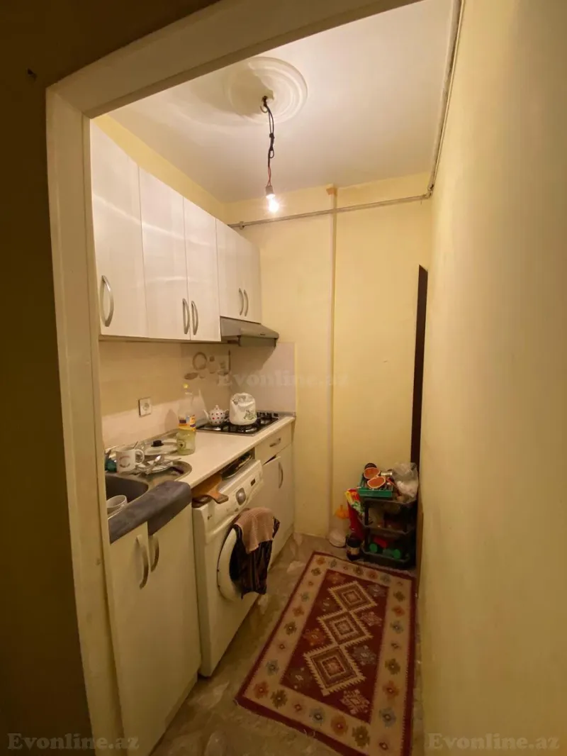 Satılır 2 otaqlı Mənzil Köhnə tikili 35 m² Azadlıq prospekti m. - şəkil 4
