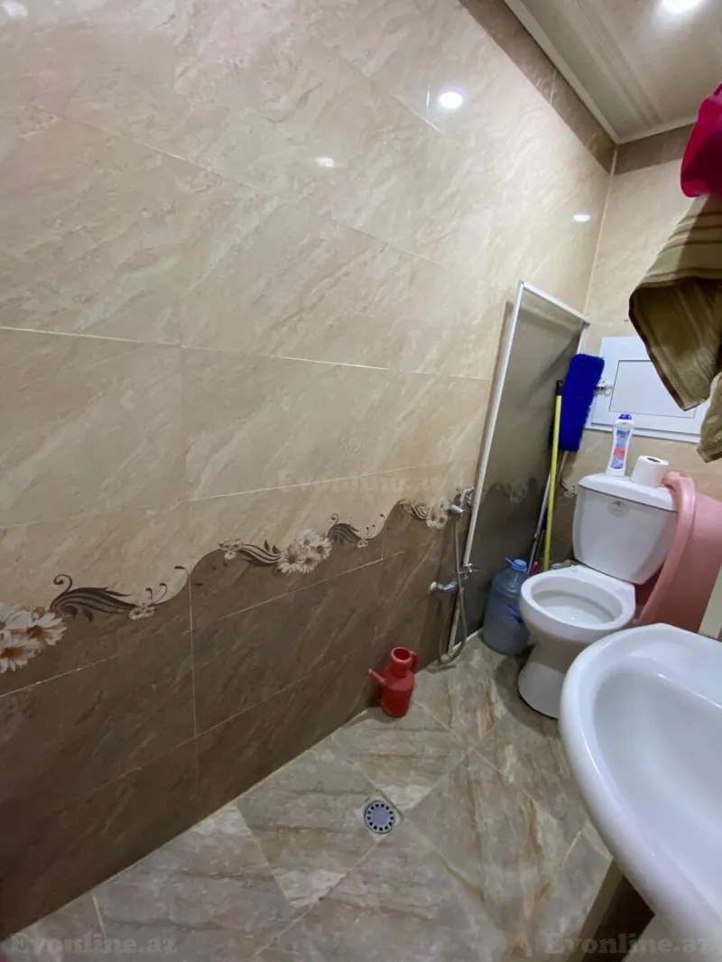 Satılır 2 otaqlı Mənzil Köhnə tikili 35 m² Azadlıq prospekti m. - şəkil 5