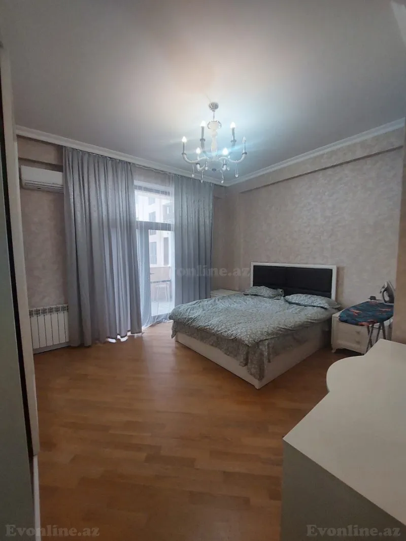 2 otaqlı Mənzil 70 m² 28 May m. Kirayə verilir