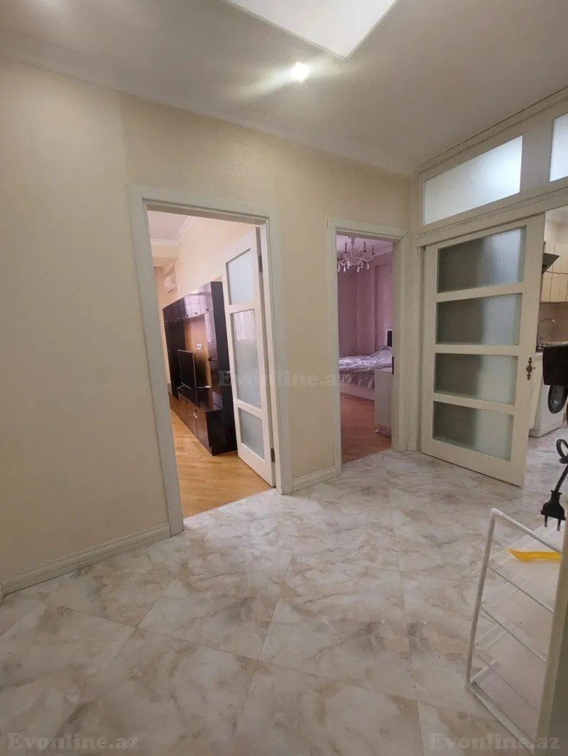 Kirayə verilir 2 otaqlı Mənzil Yeni tikili 70 m² 28 May m. - şəkil 4