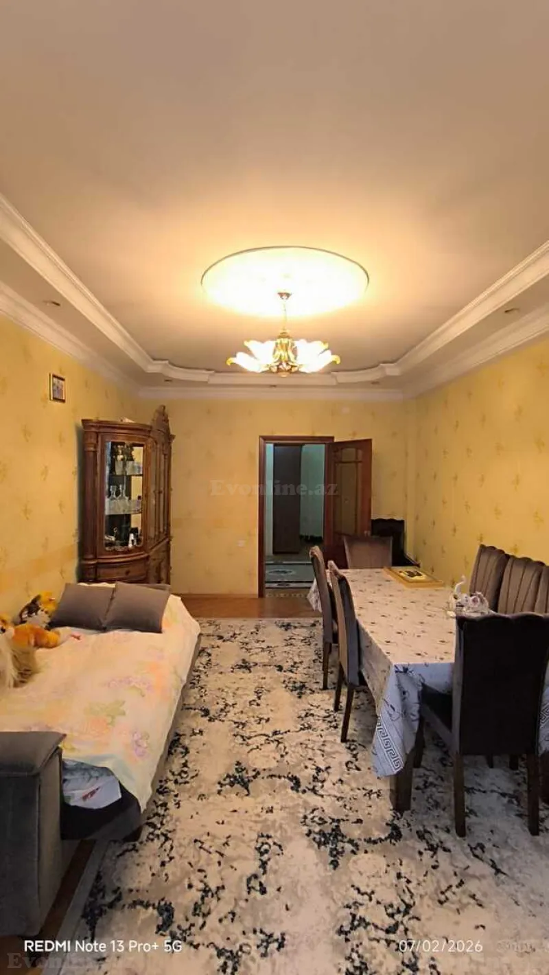 3 otaqlı Mənzil 105 m² Xətai r. Satılır
