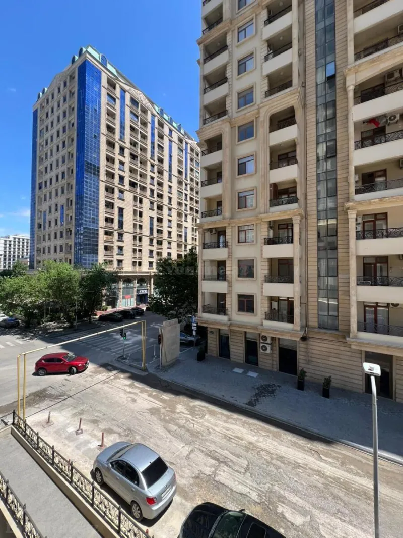 Satılır 2 otaqlı Mənzil Yeni tikili 61 m² Nəsimi r. - şəkil 12