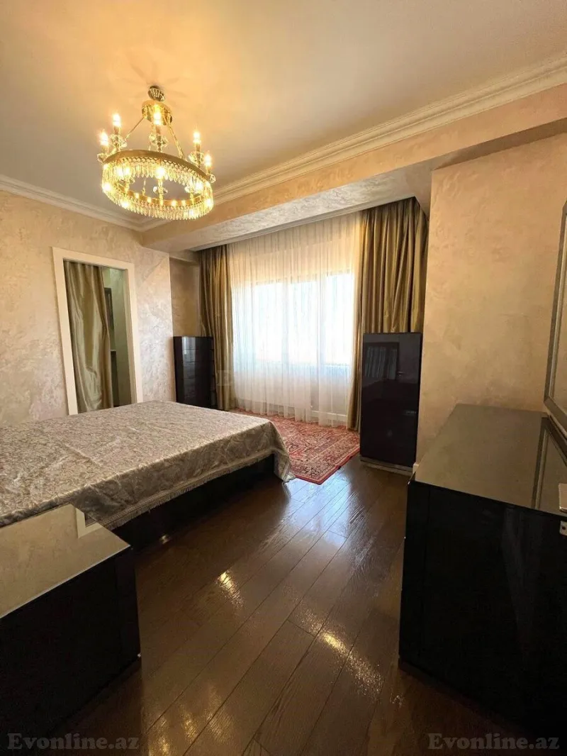 Satılır 3 otaqlı Mənzil Yeni tikili 150 m² Gənclik m. - şəkil 4