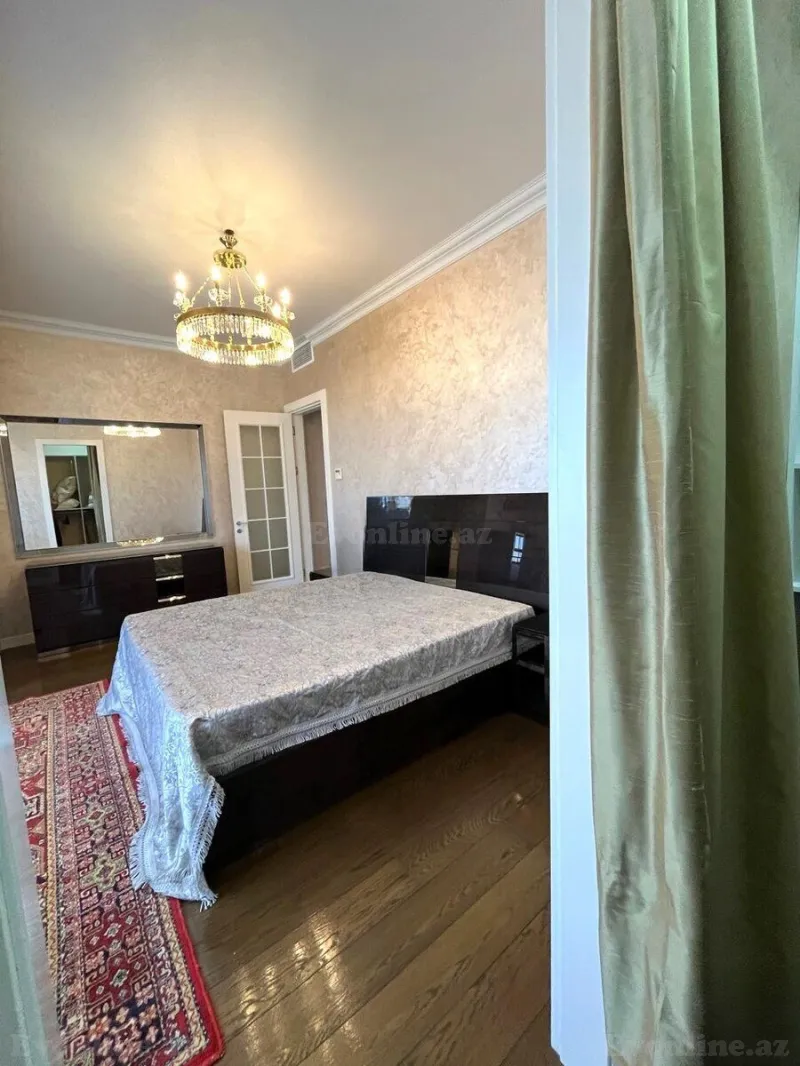 Satılır 3 otaqlı Mənzil Yeni tikili 150 m² Gənclik m. - şəkil 5