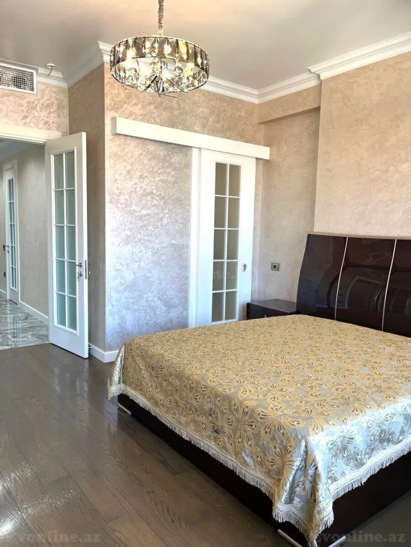 Satılır 3 otaqlı Mənzil Yeni tikili 150 m² Gənclik m. - şəkil 7