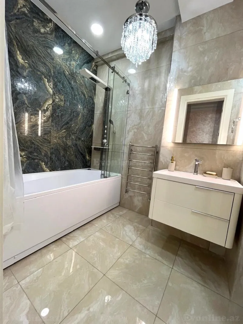 Satılır 3 otaqlı Mənzil Yeni tikili 150 m² Gənclik m. - şəkil 14