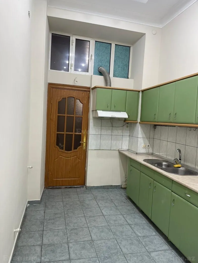 Kirayə verilir Ofis 165 m² Nəsimi r. - şəkil 11