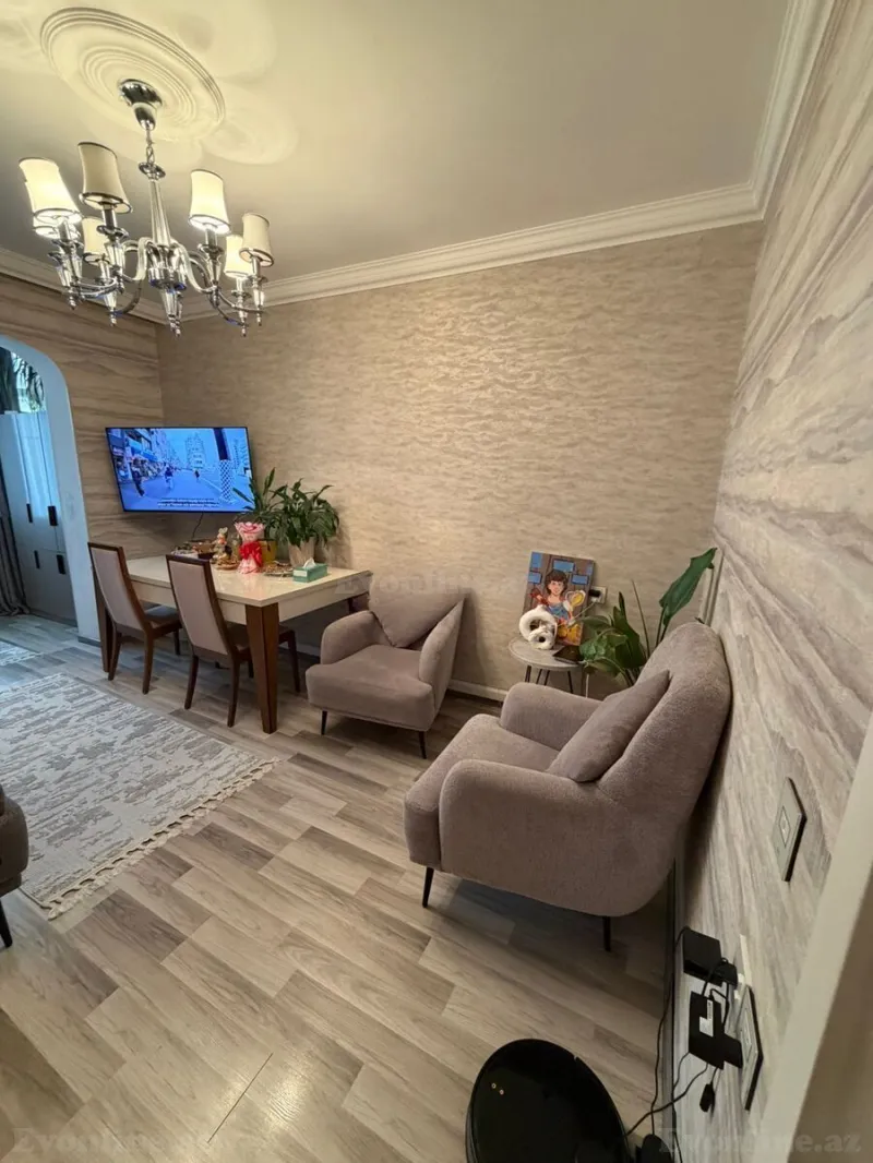 Satılır 3 otaqlı Mənzil Köhnə tikili 70 m² Suraxanı r. - şəkil 2