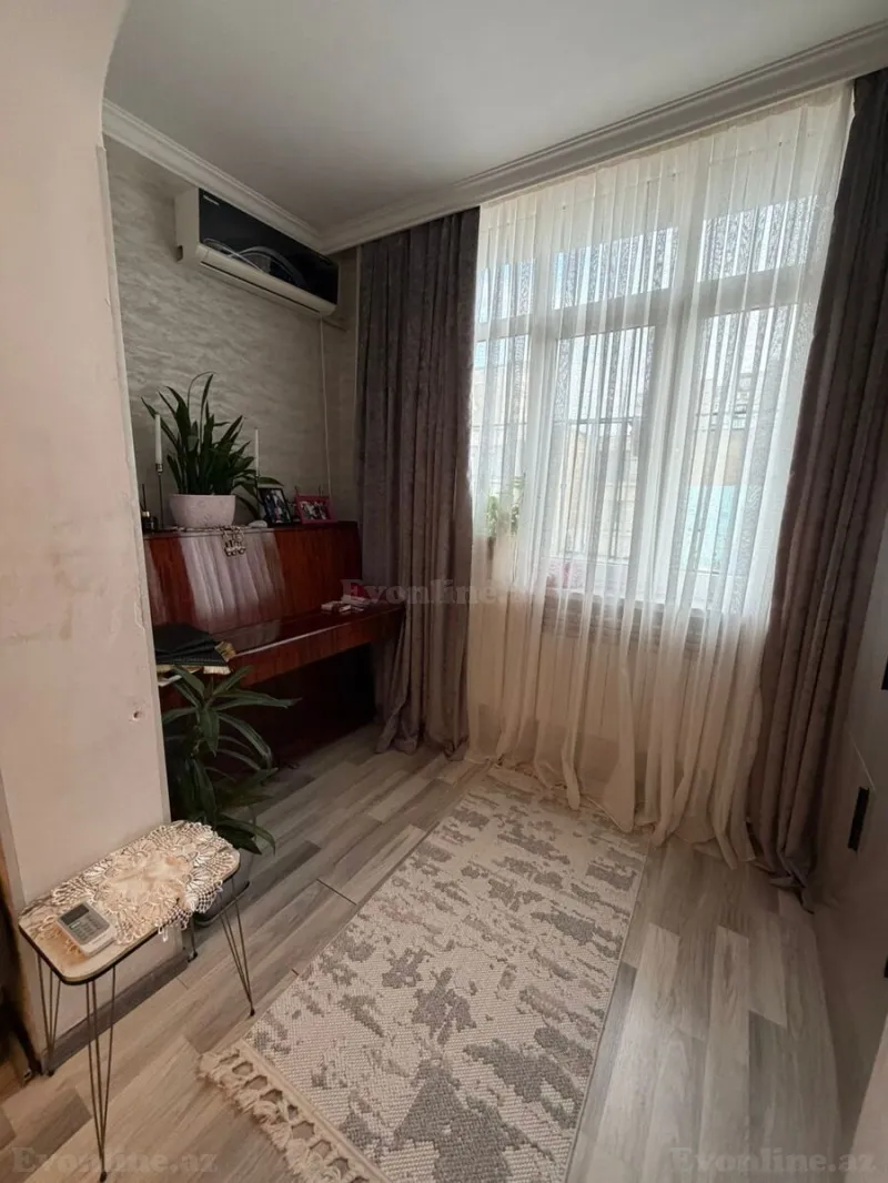 Satılır 3 otaqlı Mənzil Köhnə tikili 70 m² Suraxanı r. - şəkil 4