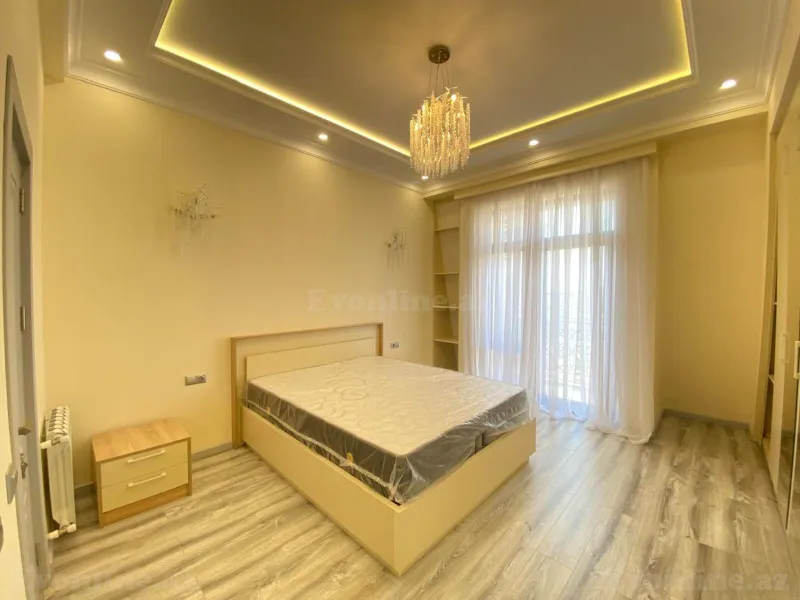 Satılır 4 otaqlı Mənzil Yeni tikili 130 m² Xətai r. - şəkil 6