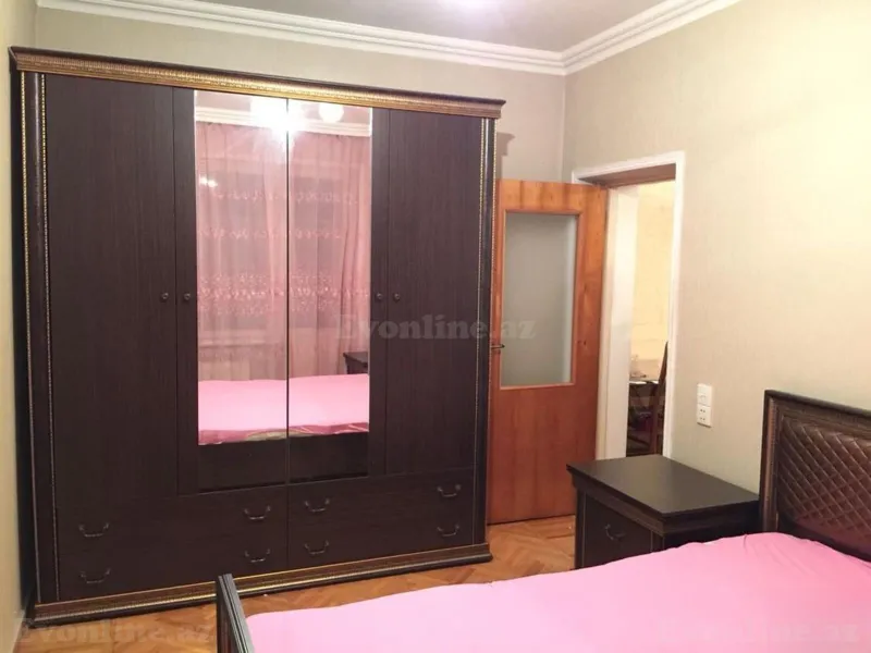 Kirayə verilir 3 otaqlı Mənzil Köhnə tikili 75 m² Gənclik m.