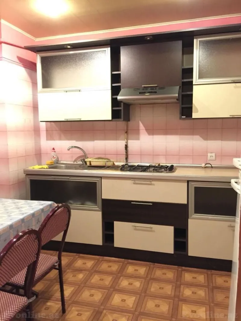 Kirayə verilir 3 otaqlı Mənzil Köhnə tikili 75 m² Gənclik m. - şəkil 7