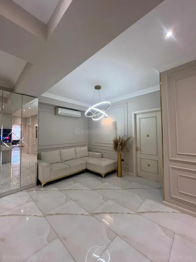 Satılır 3 otaqlı Mənzil Yeni tikili 137 m² 8 Noyabr m. - şəkil 8