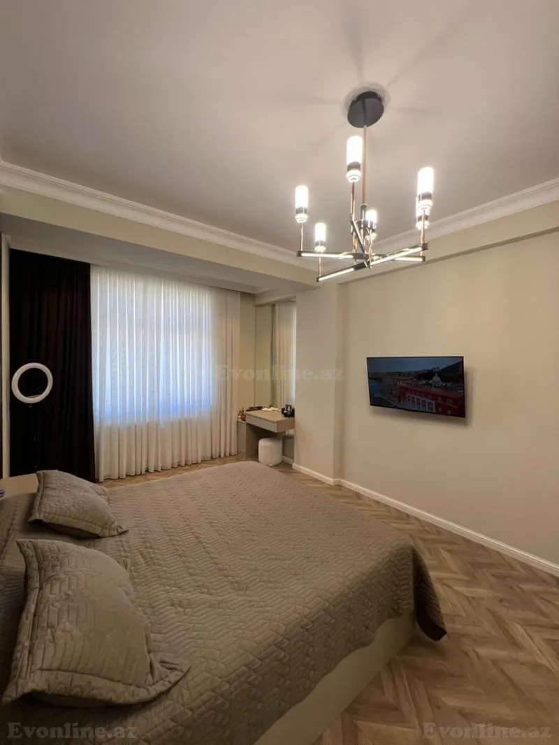 Satılır 3 otaqlı Mənzil Yeni tikili 137 m² 8 Noyabr m. - şəkil 13