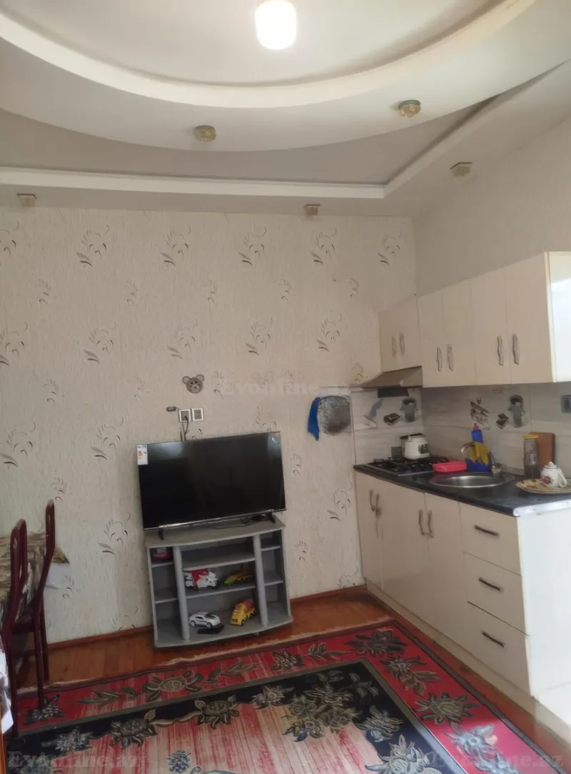 6 otaqlı Həyət evi 90 m² Əmircan Satılır