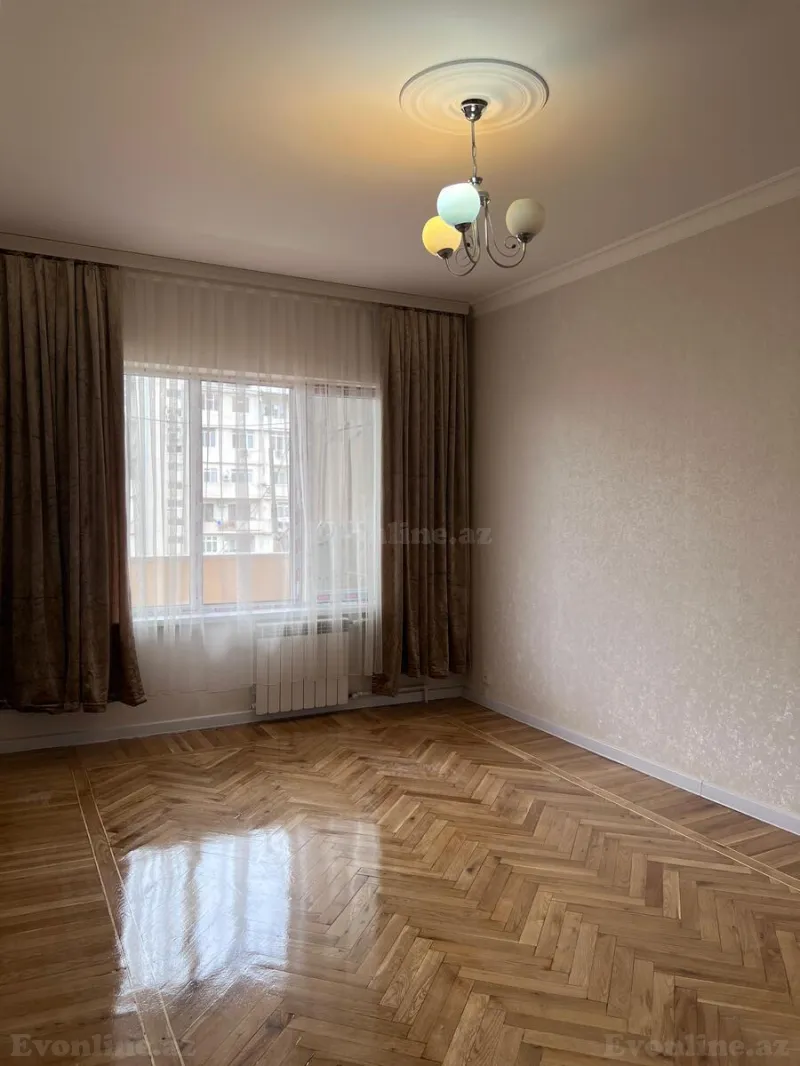 Satılır 4 otaqlı Mənzil Köhnə tikili 100 m² Əhmədli m. - şəkil 4