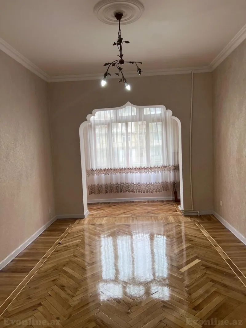 Satılır 4 otaqlı Mənzil Köhnə tikili 100 m² Əhmədli m. - şəkil 8