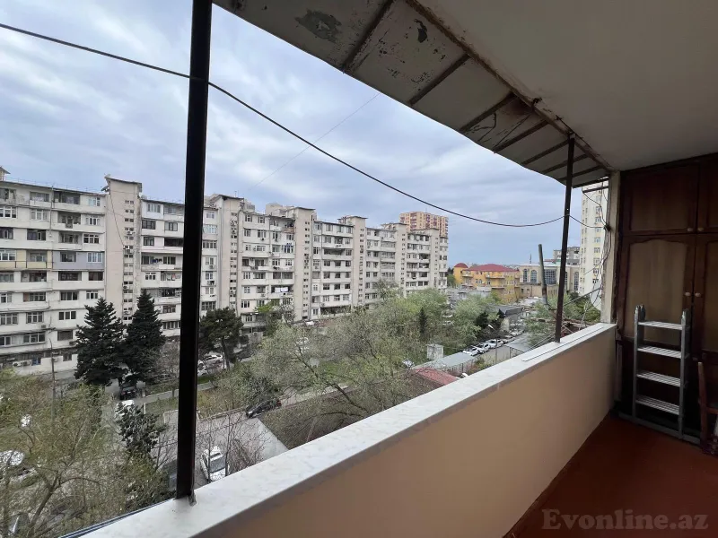 Satılır 4 otaqlı Mənzil Köhnə tikili 100 m² Əhmədli m. - şəkil 17