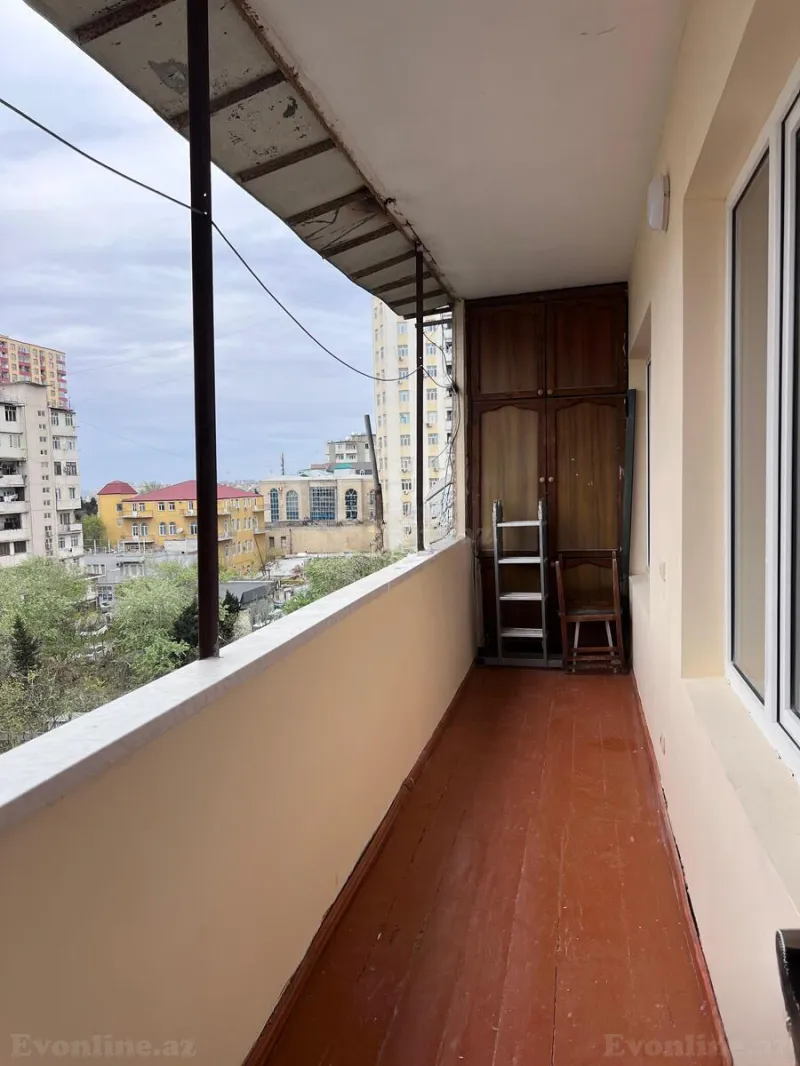 Satılır 4 otaqlı Mənzil Köhnə tikili 100 m² Əhmədli m. - şəkil 21