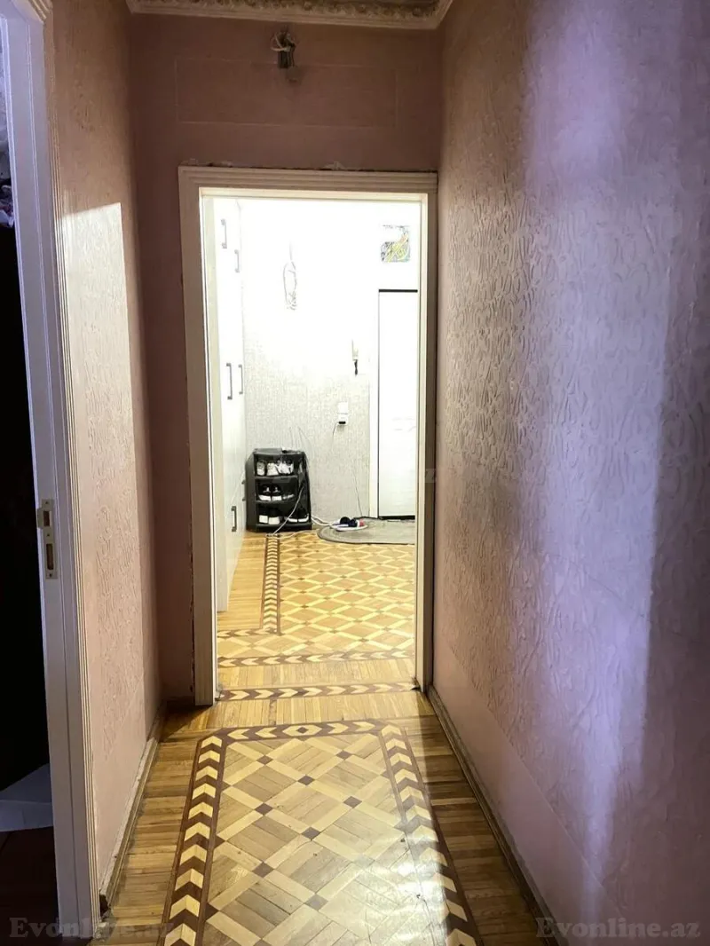 Satılır 5 otaqlı Mənzil Köhnə tikili 125 m² Binəqədi r. - şəkil 10
