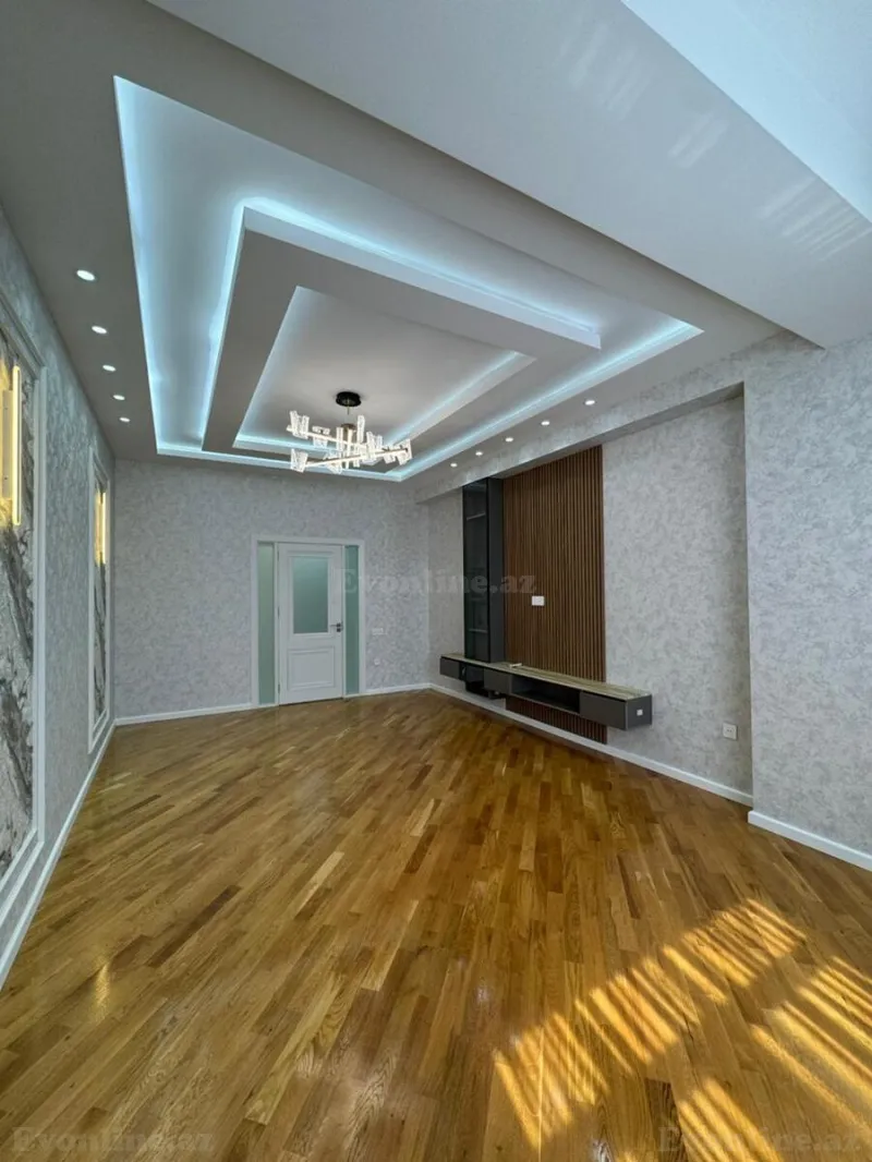 Satılır 3 otaqlı Mənzil Yeni tikili 119 m² Qara Qarayev m. - şəkil 2