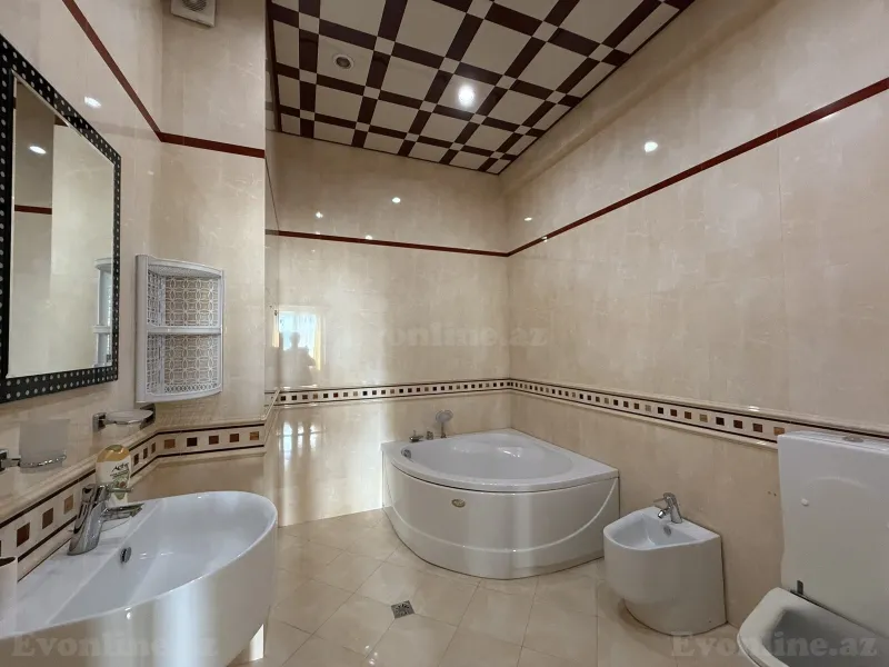 Satılır 4 otaqlı Mənzil Yeni tikili 240 m² Nəsimi r. - şəkil 17