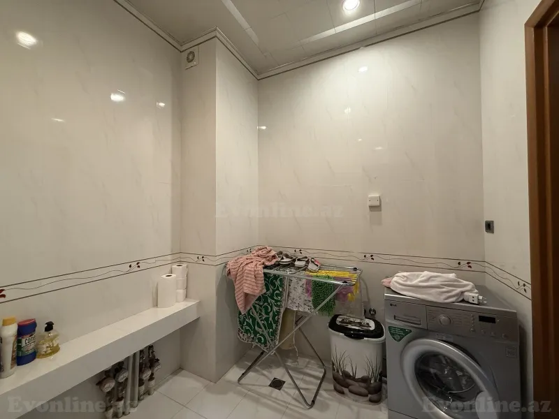 Satılır 4 otaqlı Mənzil Yeni tikili 240 m² Nəsimi r. - şəkil 21