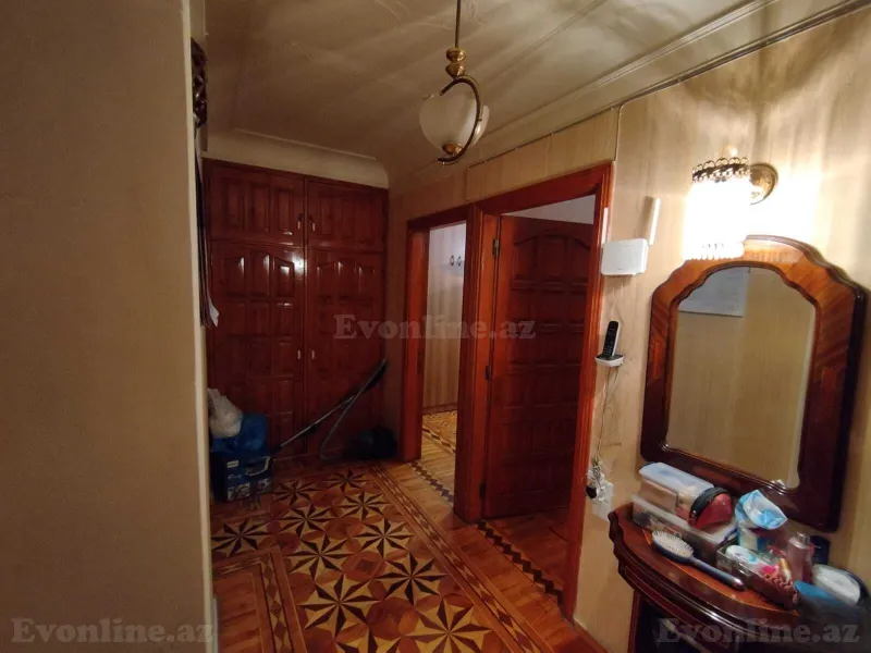 Satılır 3 otaqlı Mənzil Köhnə tikili 110 m² Nəriman Nərimanov m. - şəkil 3