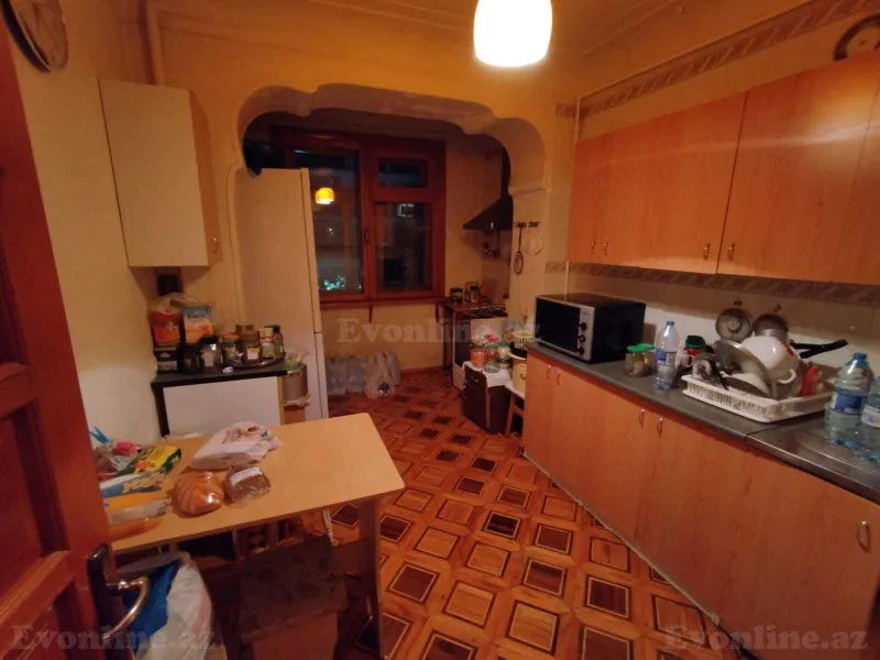 Satılır 3 otaqlı Mənzil Köhnə tikili 110 m² Nəriman Nərimanov m. - şəkil 4