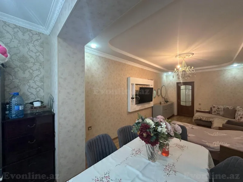 Satılır 2 otaqlı Mənzil Köhnə tikili 55 m² Xalqlar Dostluğu m. - şəkil 4