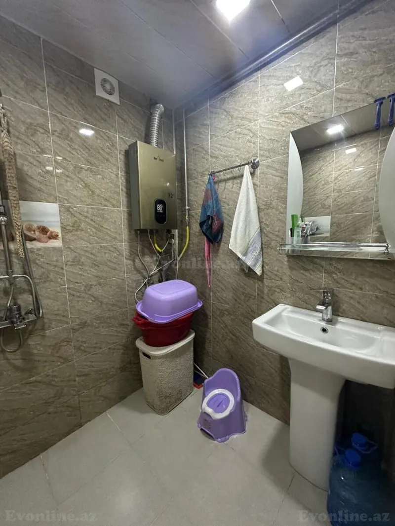Satılır 2 otaqlı Mənzil Köhnə tikili 55 m² Xalqlar Dostluğu m. - şəkil 14