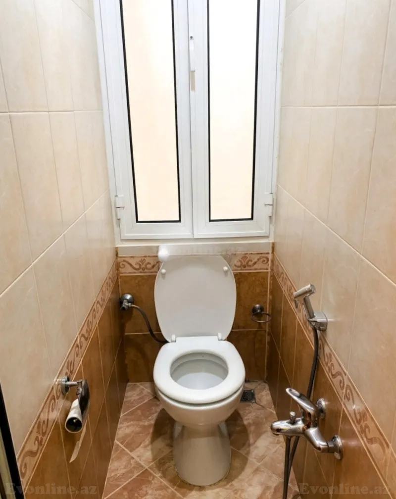 Satılır 4 otaqlı Mənzil Köhnə tikili 110 m² Azadlıq prospekti m. - şəkil 14