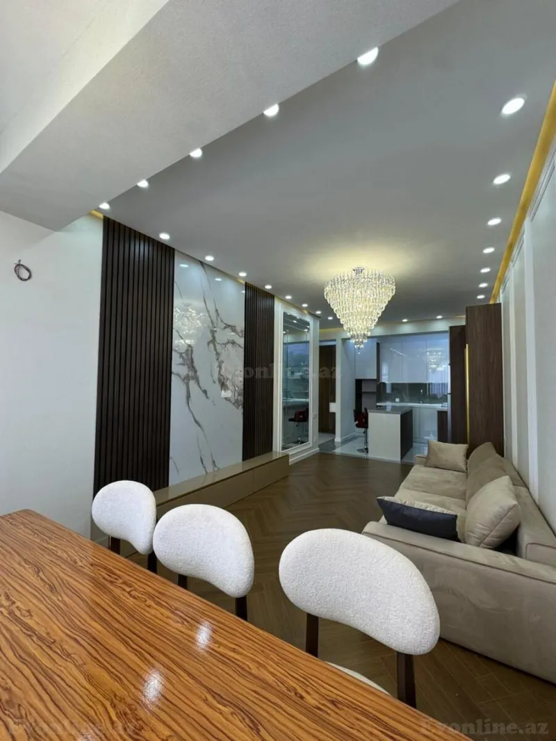 Satılır 3 otaqlı Mənzil Yeni tikili 95 m² Qara Qarayev m.