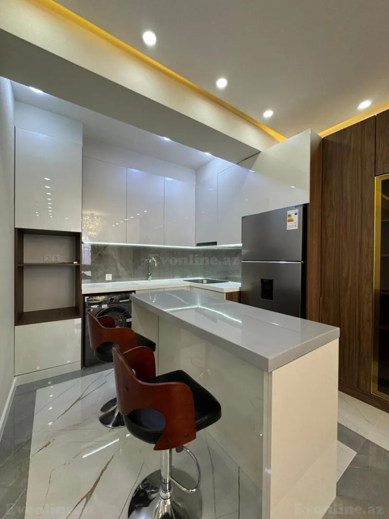 Satılır 3 otaqlı Mənzil Yeni tikili 95 m² Qara Qarayev m. - şəkil 3