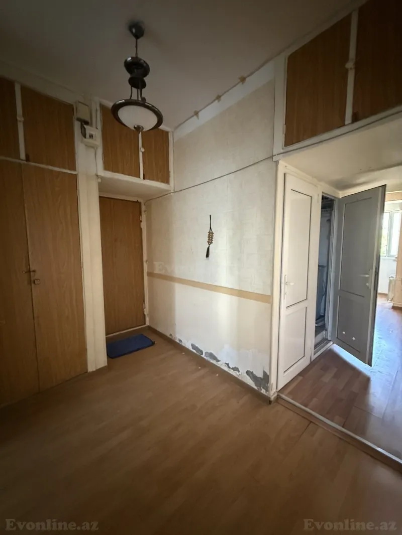 Kirayə verilir 3 otaqlı Mənzil Köhnə tikili 75 m² Xətai r. - şəkil 15