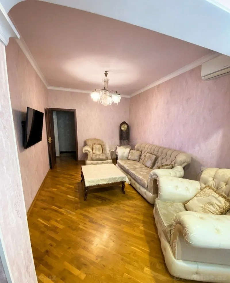 Satılır 4 otaqlı Mənzil Köhnə tikili 112 m² Nəsimi m. - şəkil 2