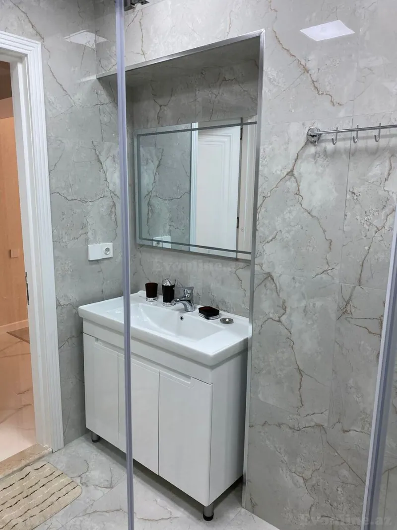Kirayə verilir 2 otaqlı Mənzil Yeni tikili 90 m² Bayıl - şəkil 13