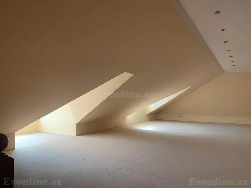 Satılır 6 otaqlı Həyət evi 345 m² Bakıxanov - şəkil 24