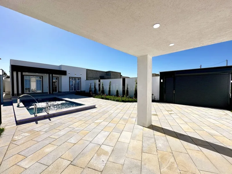 4 otaqlı Həyət evi 150 m² Şüvəlan Satılır