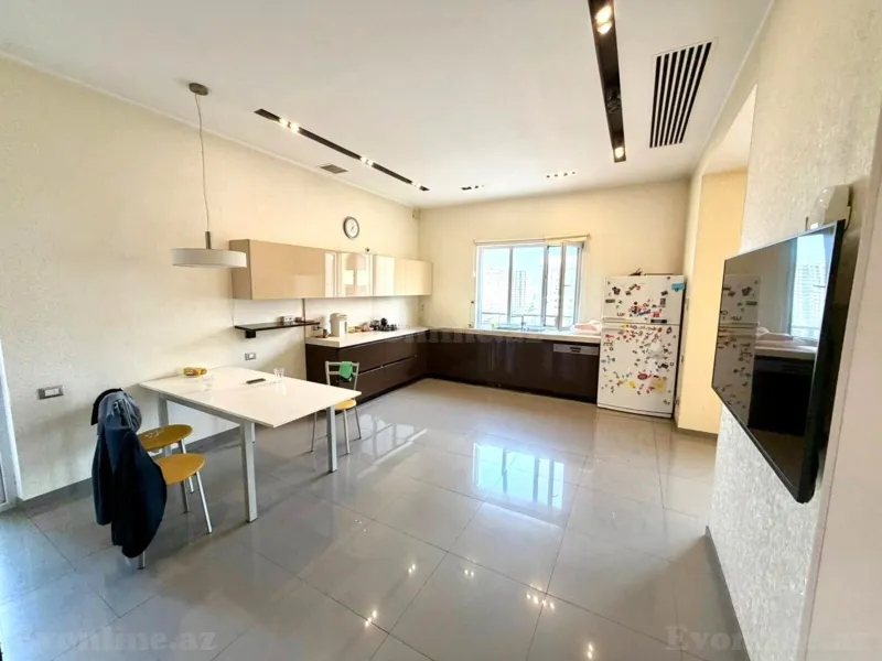 Satılır 5 otaqlı Mənzil Yeni tikili 380 m² 28 May m. - şəkil 5