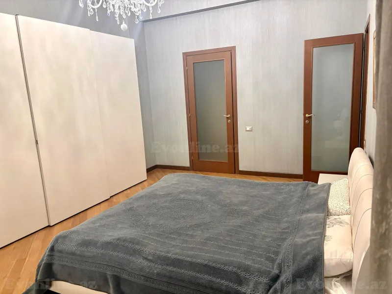 Satılır 5 otaqlı Mənzil Yeni tikili 380 m² 28 May m. - şəkil 12