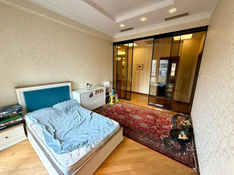 Satılır 5 otaqlı Mənzil Yeni tikili 380 m² 28 May m. - şəkil 15
