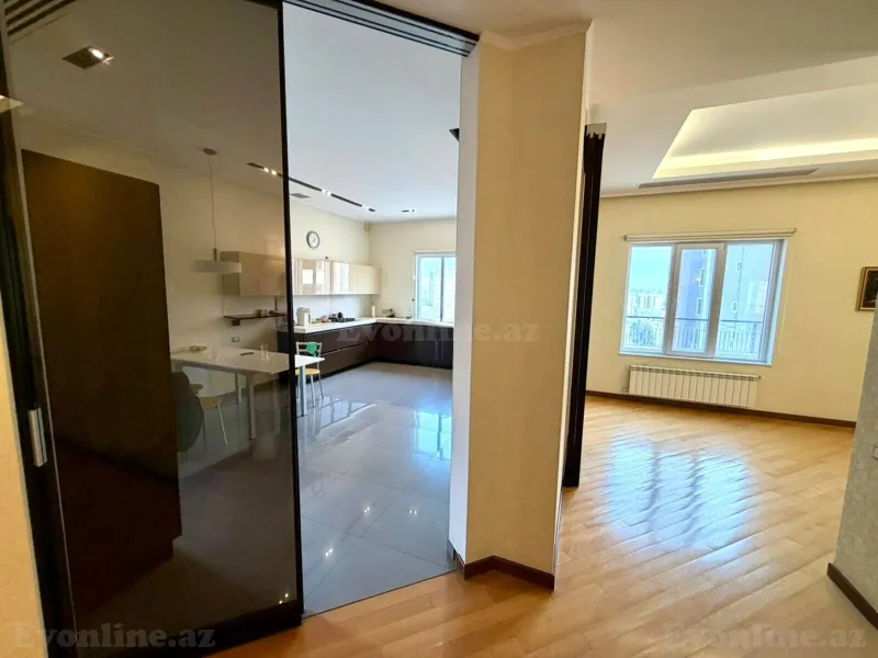 Satılır 5 otaqlı Mənzil Yeni tikili 380 m² 28 May m. - şəkil 18