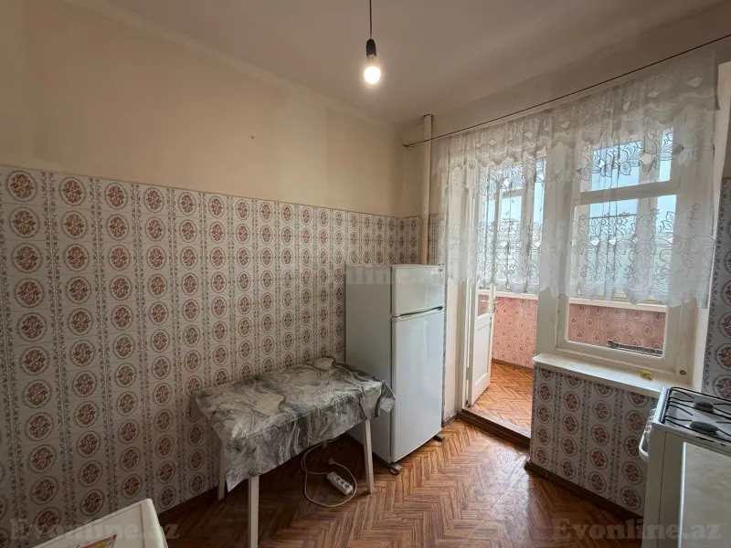 Satılır 2 otaqlı Mənzil Köhnə tikili 60 m² Xalqlar Dostluğu m. - şəkil 17