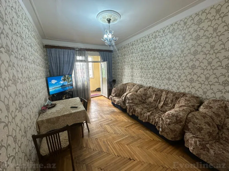 Satılır 3 otaqlı Mənzil Köhnə tikili 75 m² Xalqlar Dostluğu m. - şəkil 2