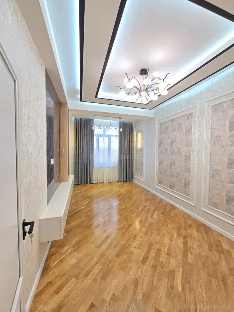 Satılır 3 otaqlı Mənzil Yeni tikili 87 m² Neftçilər m.