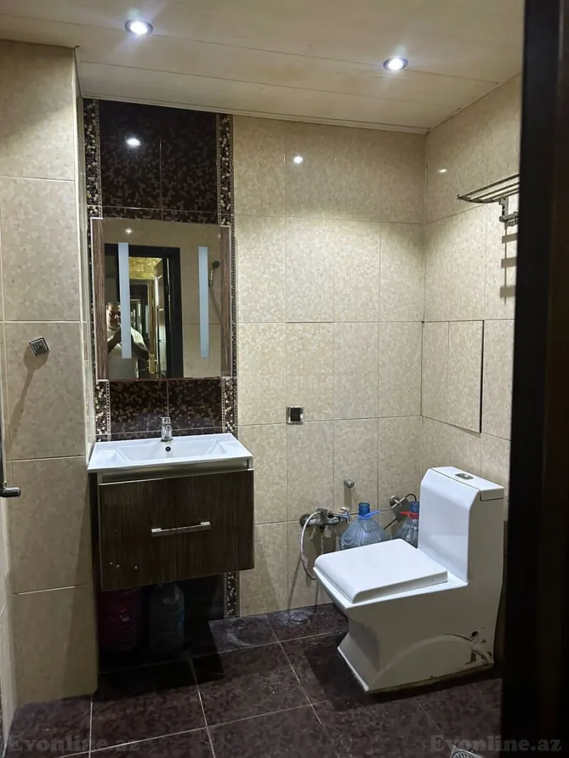 Kirayə verilir 2 otaqlı Mənzil Yeni tikili 60 m² Həzi Aslanov m. - şəkil 9